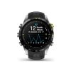 Garmin MARQ® (Gen 2) Athlete (SD) ajándék óratartóval Okosóra