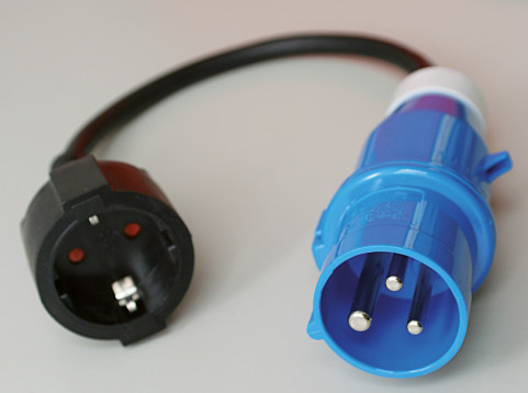 CEE Adapter, 230V 3-pólusú